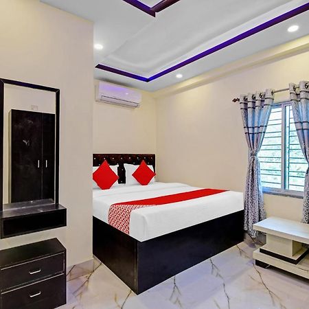 Oyo 86602 Hotel Dream Palace Calcutta Eksteriør billede