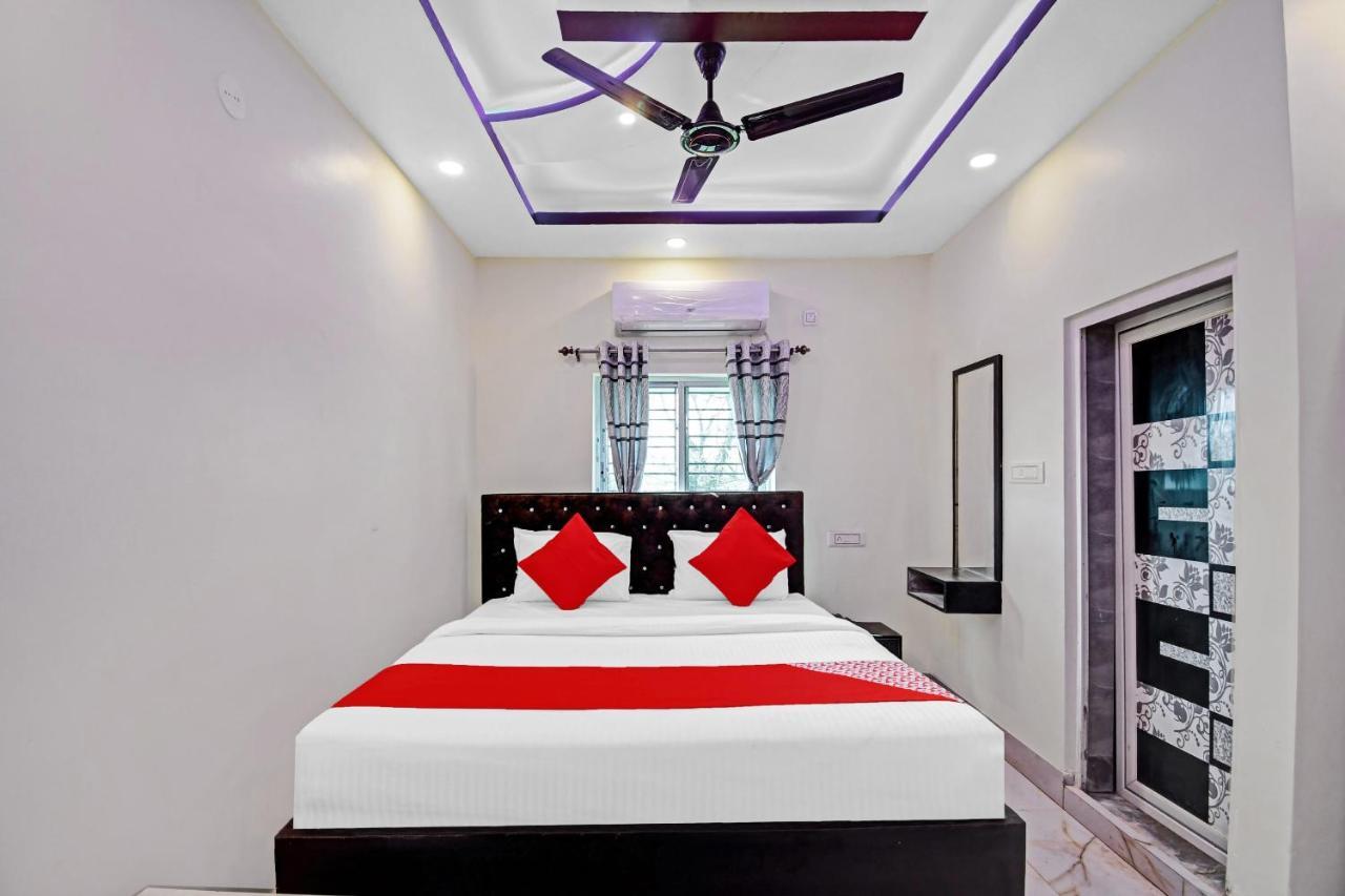 Oyo 86602 Hotel Dream Palace Calcutta Eksteriør billede